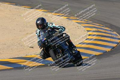 media/Dec-18-2022-SoCal Trackdays (Sun) [[8099a50955]]/Turns 9 and 10 Set 2 (1055am)/